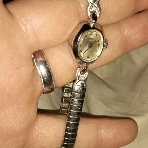 Vintage wind-up ACQUA WOMAN'S WATCH - Picture 1 of 6